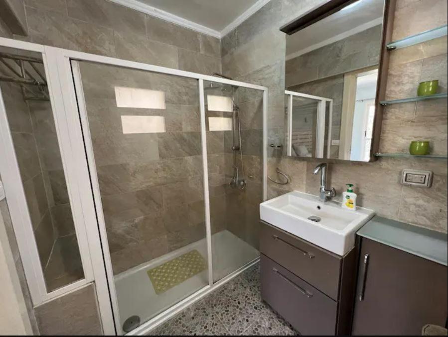 Stylish 2br In Downtown Rehab Near Malls Daire *