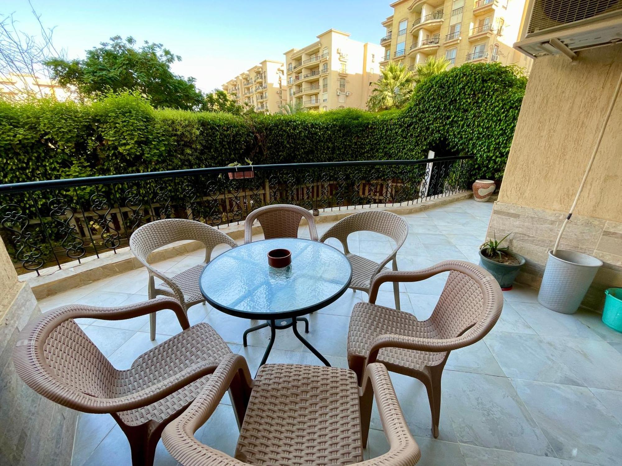 Stylish 2br In Downtown Rehab Near Malls Daire